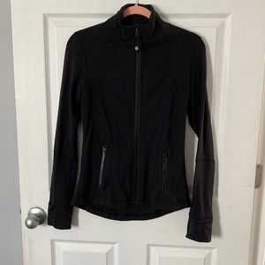 Lululemon Black zip up size 6 luon
